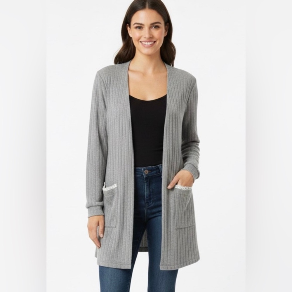 NWT Blu Pepper Heather Gray Ribbed Cardigan Size Small